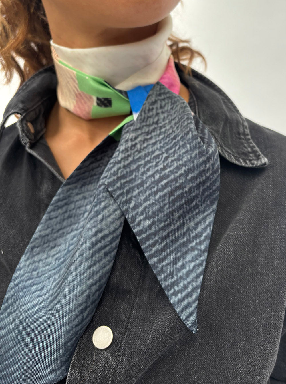 Silk Twilly Scarf Pop