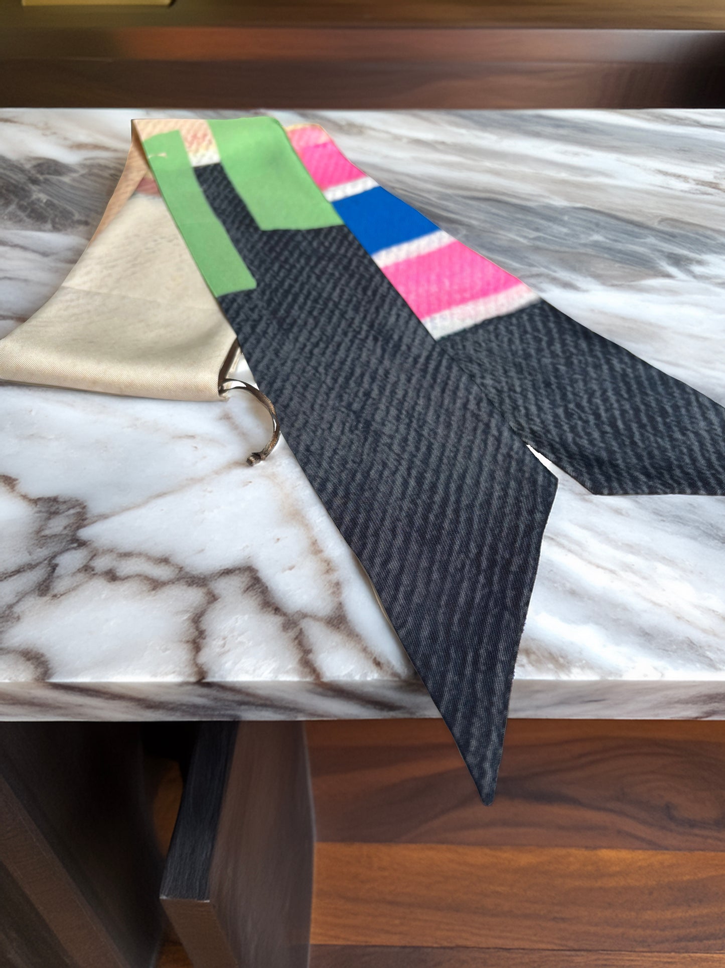 Silk Twilly Scarf Pop