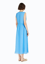 Load image into Gallery viewer, dress crêpe in blue