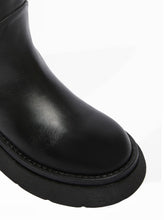 Load image into Gallery viewer, Boots leather black