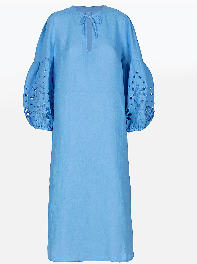 dress linen in blue