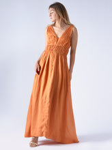 Load image into Gallery viewer, dress maxi linen caramel