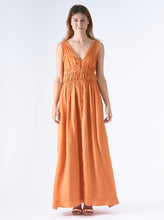 Load image into Gallery viewer, dress maxi linen caramel
