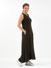 Load image into Gallery viewer, dress long swing black