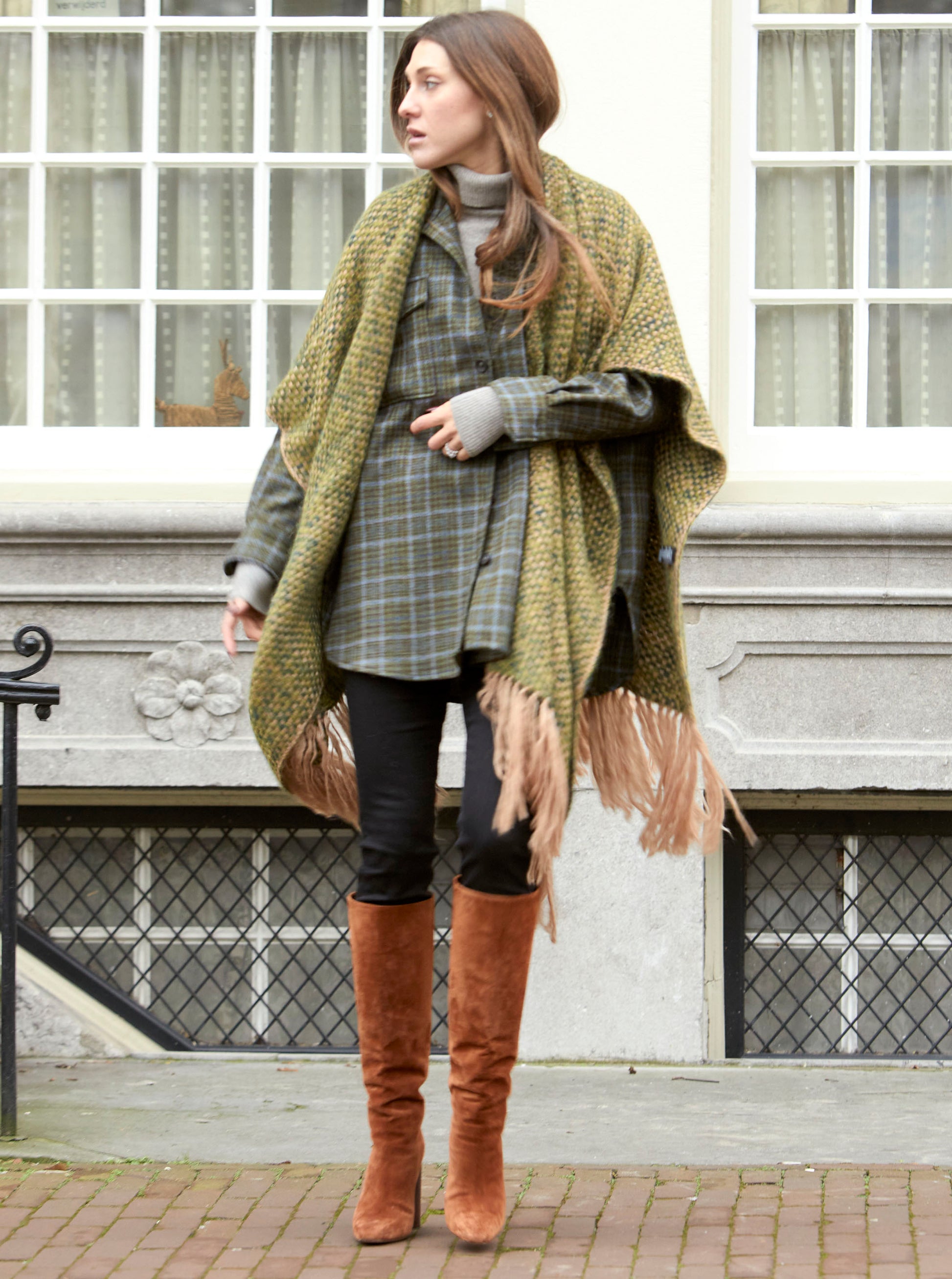 poncho wol