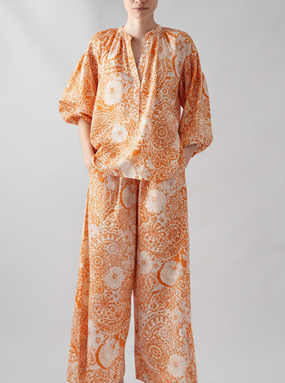Nunes Pants in Orange