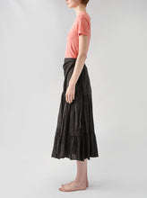 Load image into Gallery viewer, fake midi wrap skirt black
