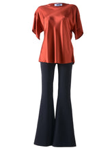 Afbeelding in Gallery-weergave laden, Zijden stretch T-shirt rood